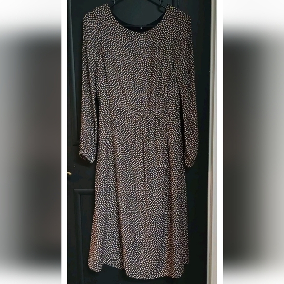 Ann Taylor Dresses & Skirts - Ann Taylor Long Sleeve Polka Dot Dress Size 0